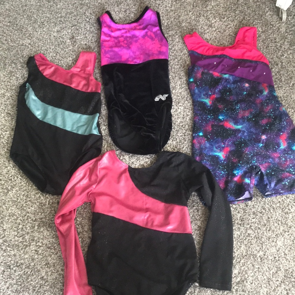 4 leotards